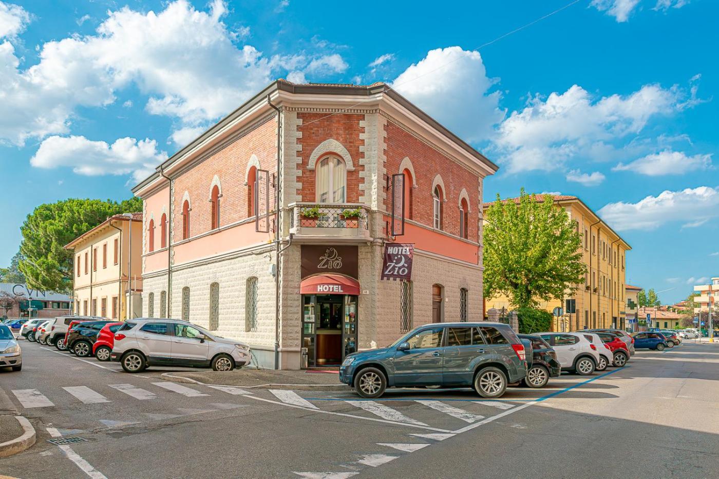 Hotel Zio Ίμολα Εξωτερικό φωτογραφία